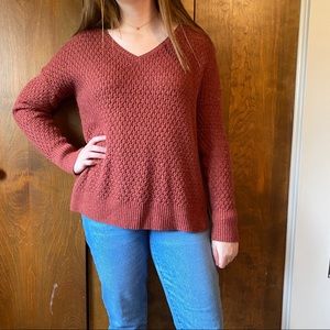 AE V-neck Sweater